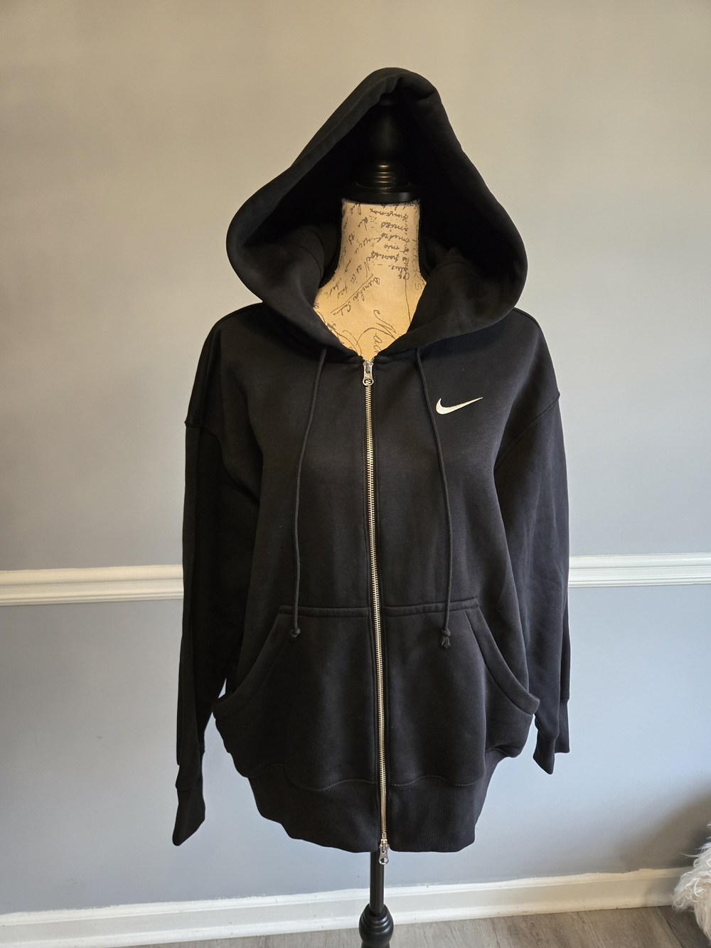 Nike Black Full-Zip Hoodie with Swoosh - Picture 1 of 6